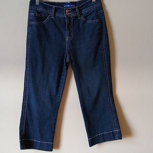 Bandolino blu Dark Wash Capri High Rise size 8